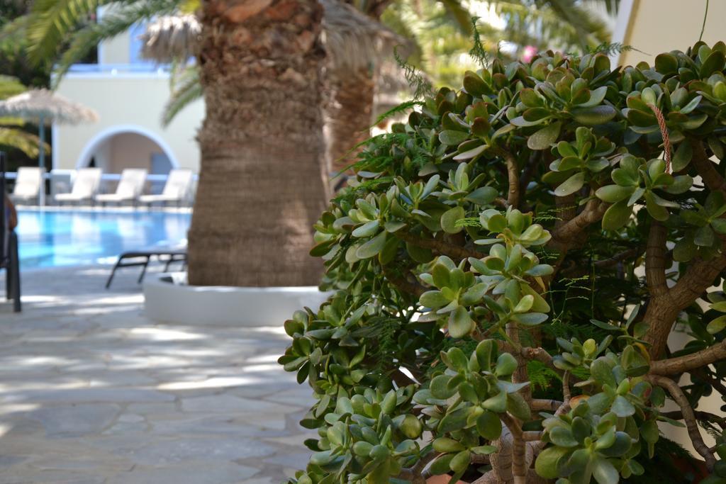 Zephyros Hotel Kamári Exterior foto